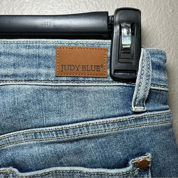 Judy Blue high rise bermuda cuffed midi denim shorts women’s size small - Picture 5 of 7